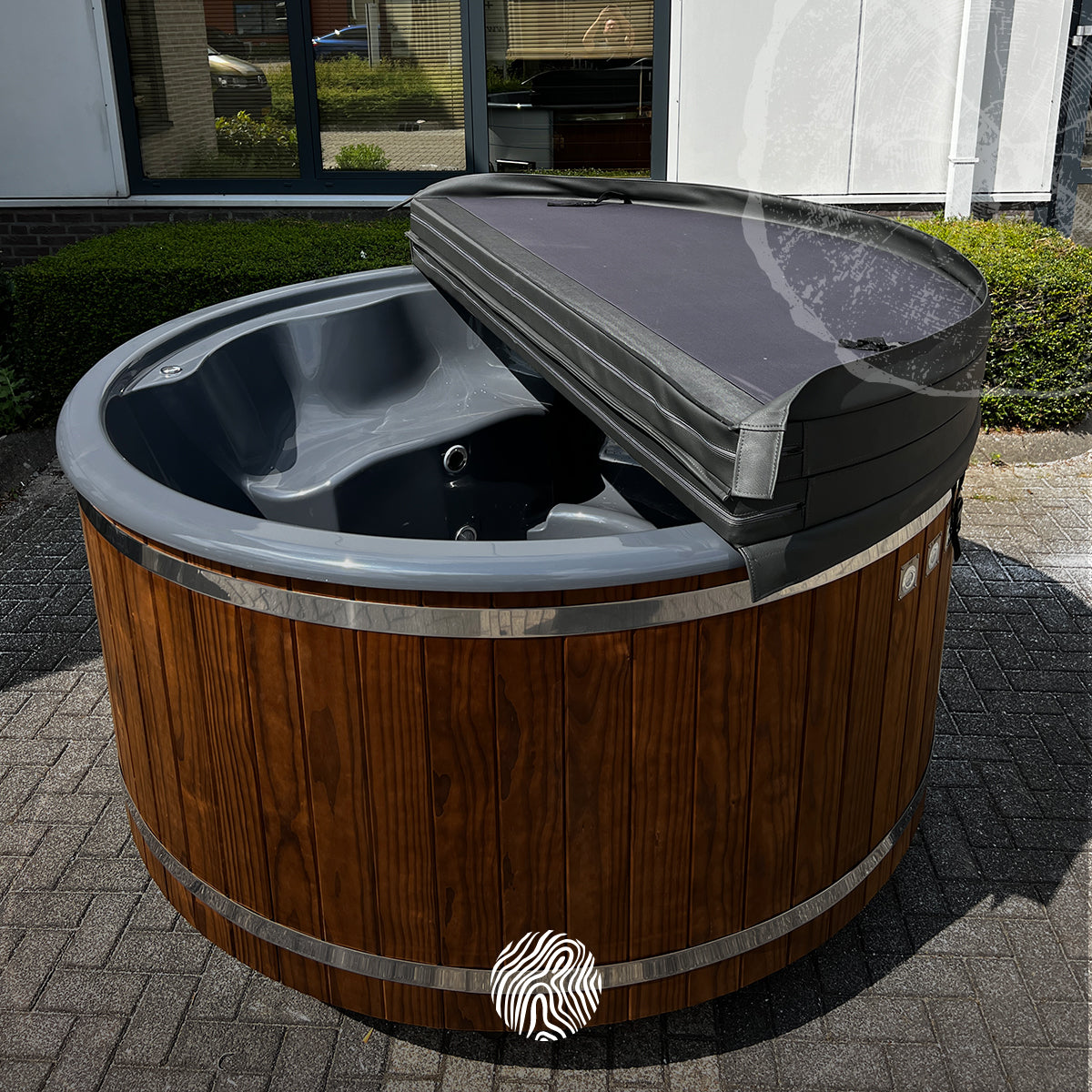 Luxuriöser Whirlpool aus Radiata-Kiefer mit SPA-System und 3-kW-Heizung