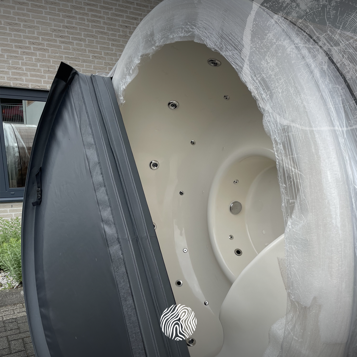 Radiata Pine hottub met SPA-systeem en bordestrap